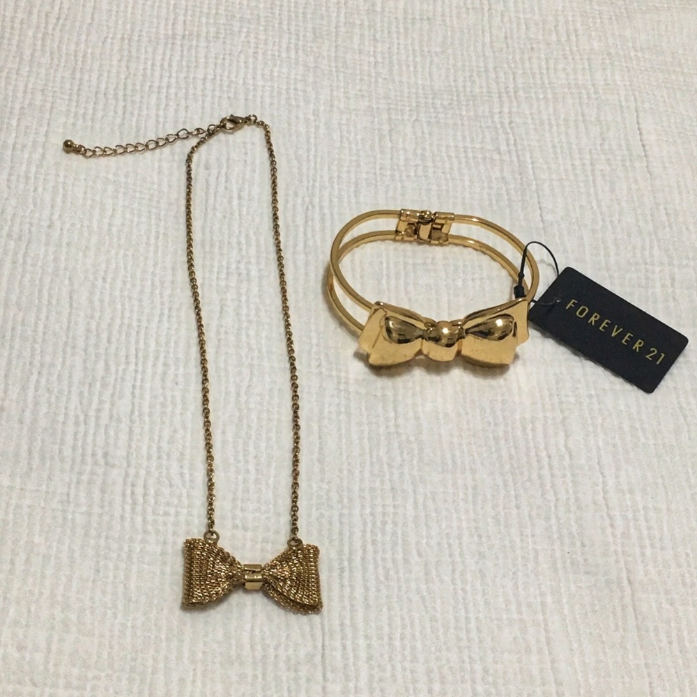 🌻 Forever21 BowTie Necklace & Bracelet